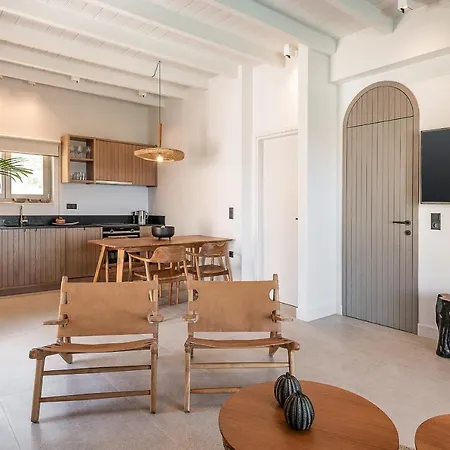 New Kokomo Thea W/ Private Pool, Close To Villa